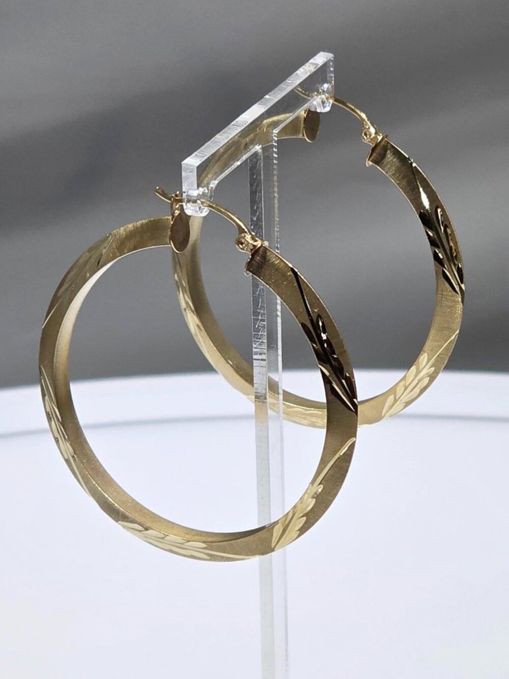 14K Yellow Gold Diamond Cut Design Hoop Earrings